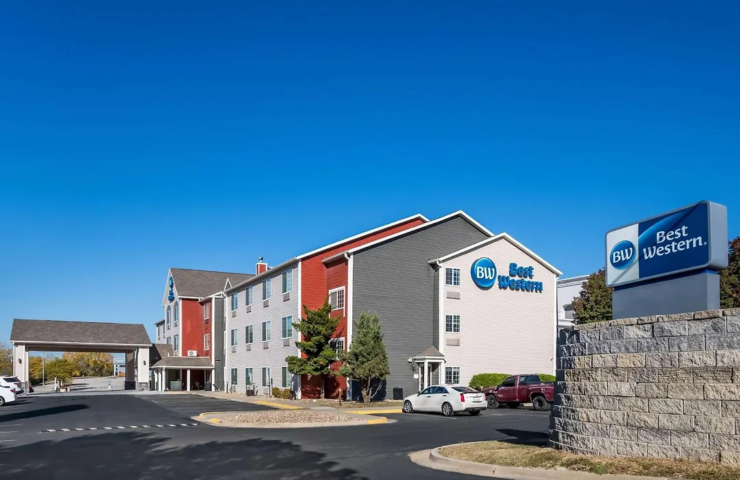 Best Western Worlds Of Fun-1