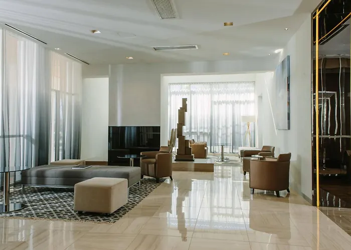 Central hotel: Ac Hotel Kansas City Plaza